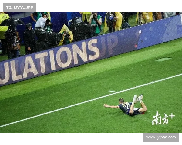 赛事皇荣耀降临汇集顶尖赛事精彩瞬间点燃你的竞技梦想共享无限激情